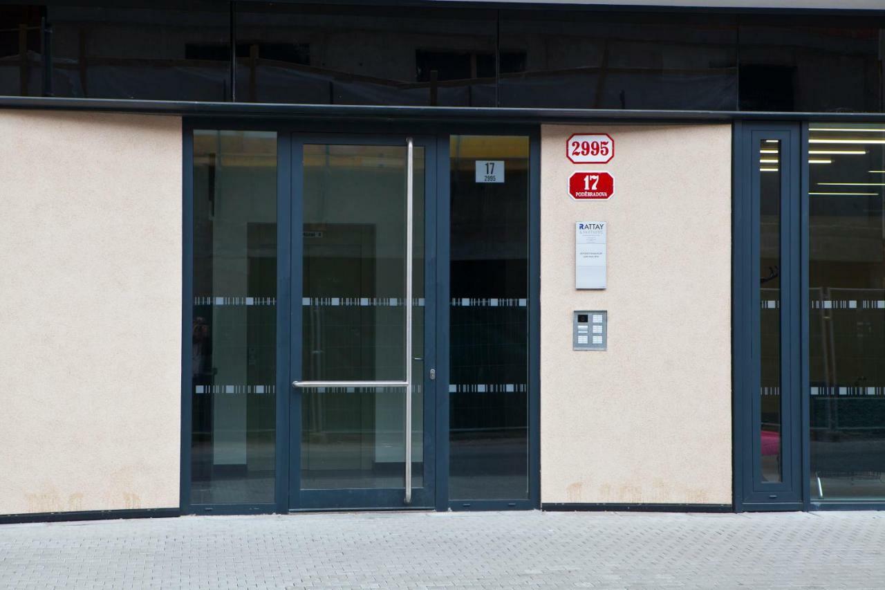 Sunny, Fully Furnished Studio Type With Terrace Plzeň Exterior foto